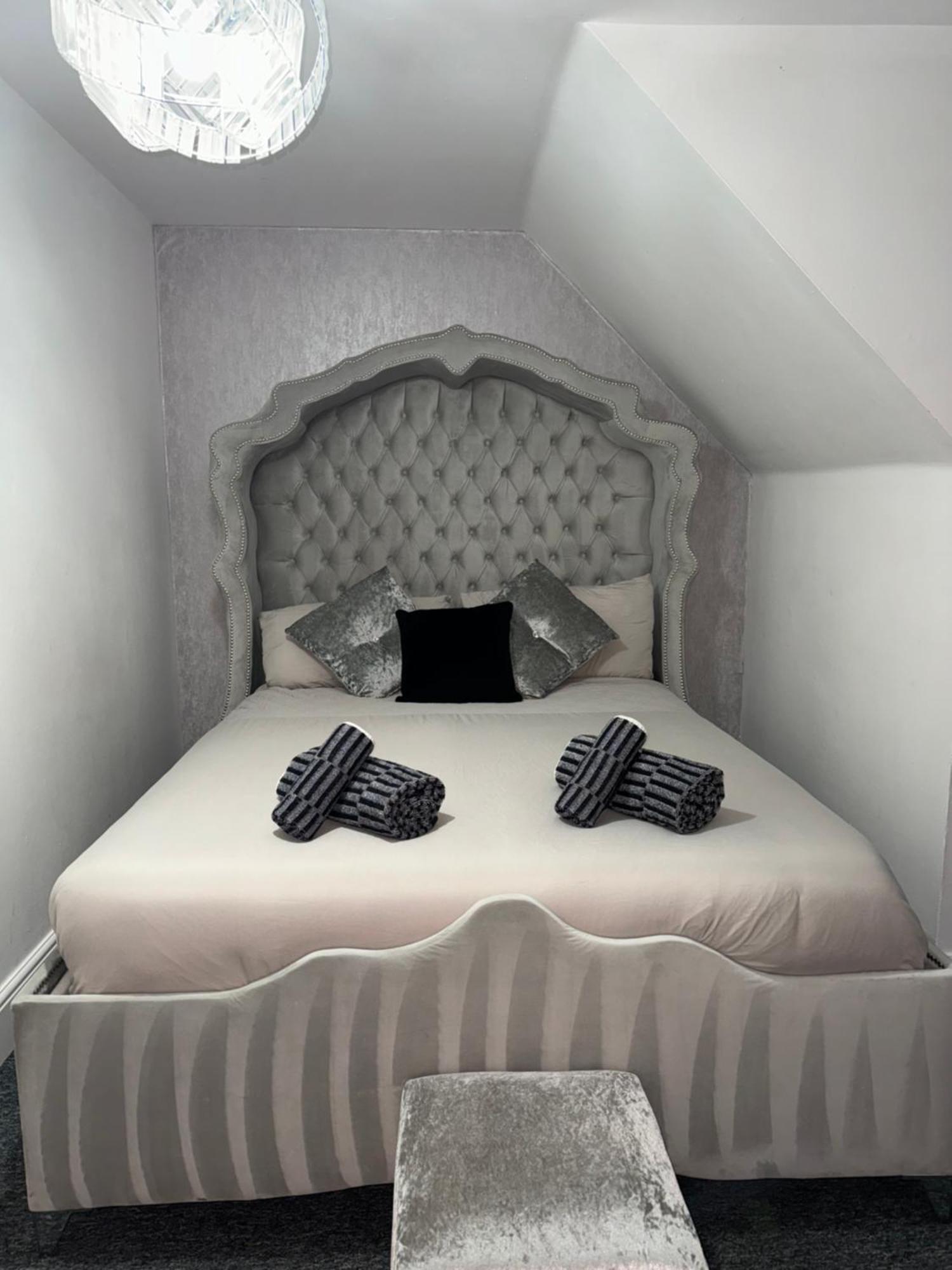 HurstMeadow View Flat 1アパートメント エクステリア 写真