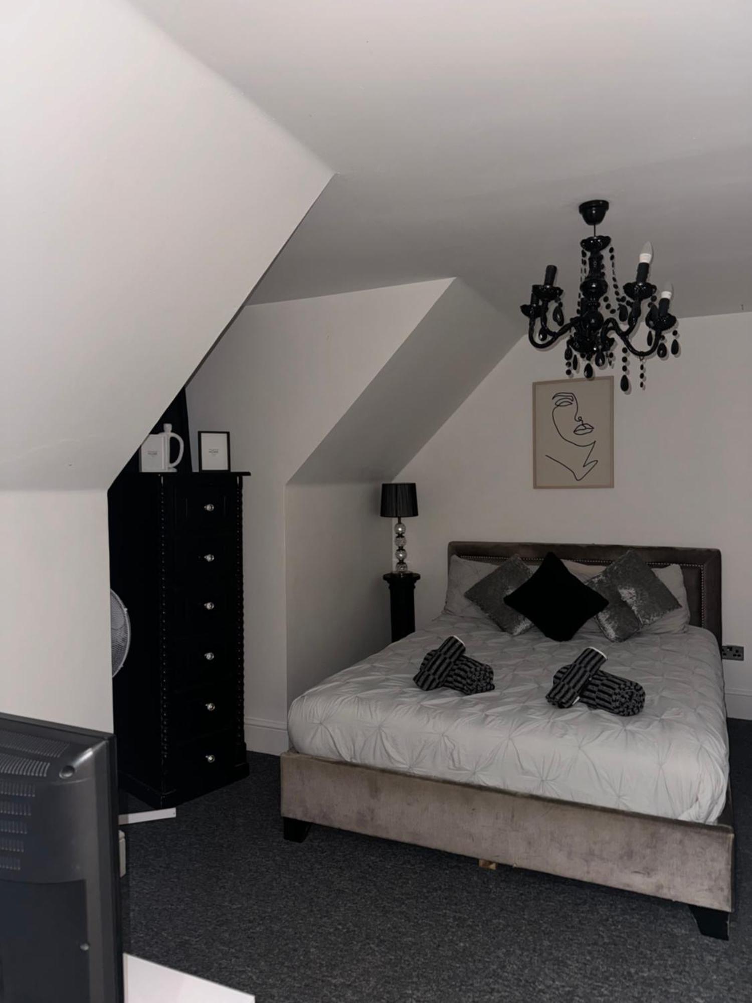 HurstMeadow View Flat 1アパートメント エクステリア 写真