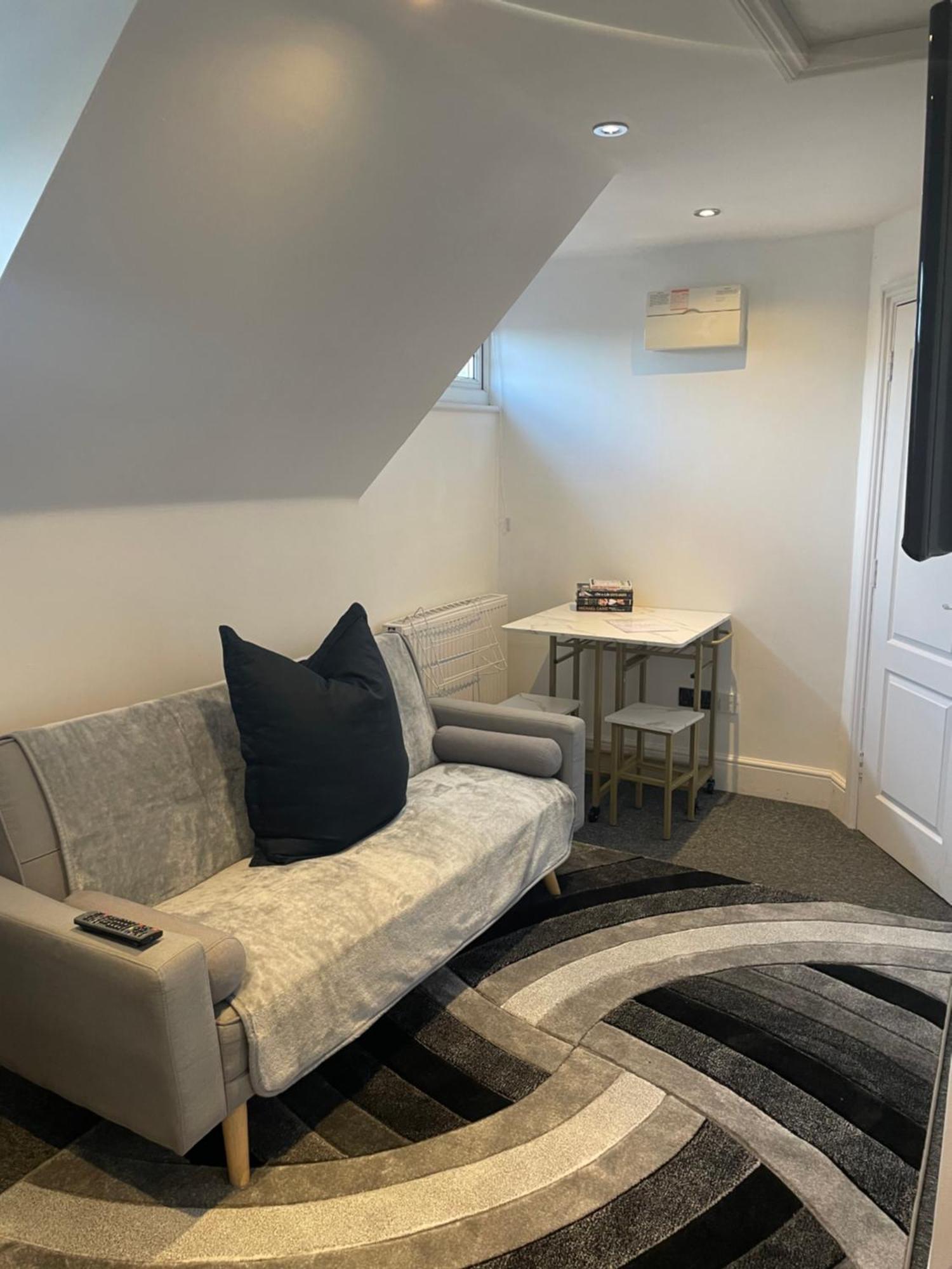 HurstMeadow View Flat 1アパートメント エクステリア 写真